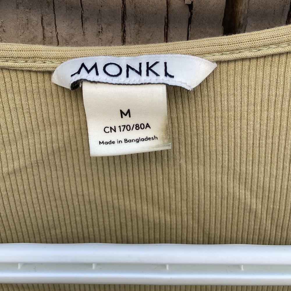 Monki Green Puff Sleeve Wrap Blouse - Picture 4 of 4